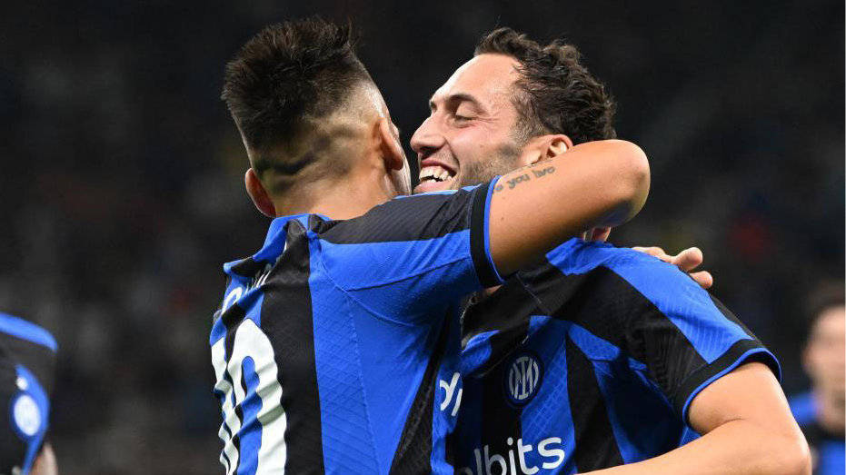 包含热那亚主场一球小胜，喜获胜利的词条