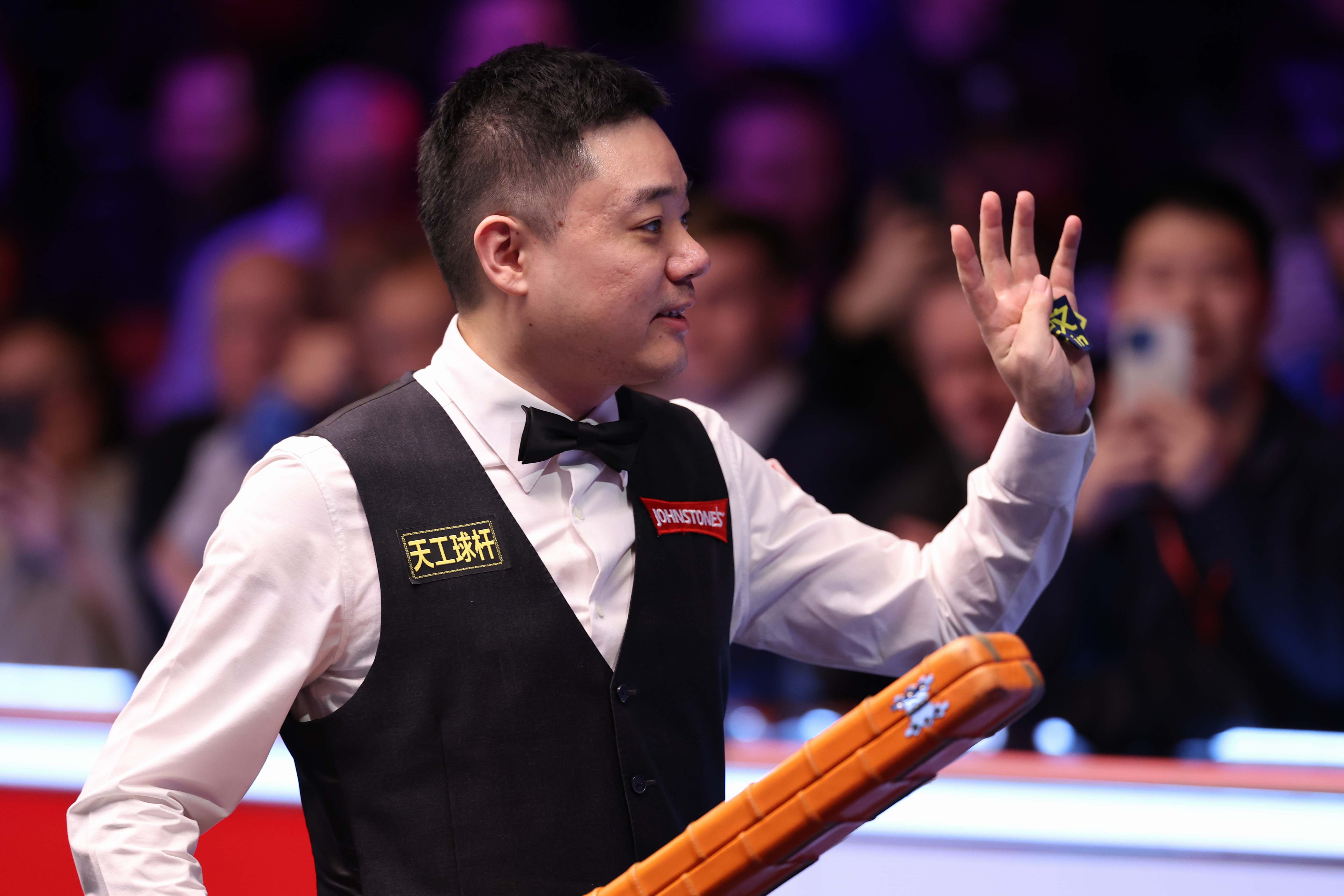 选手表现冷静,夺得冠军不易 选手表现冷静,夺得冠军不易