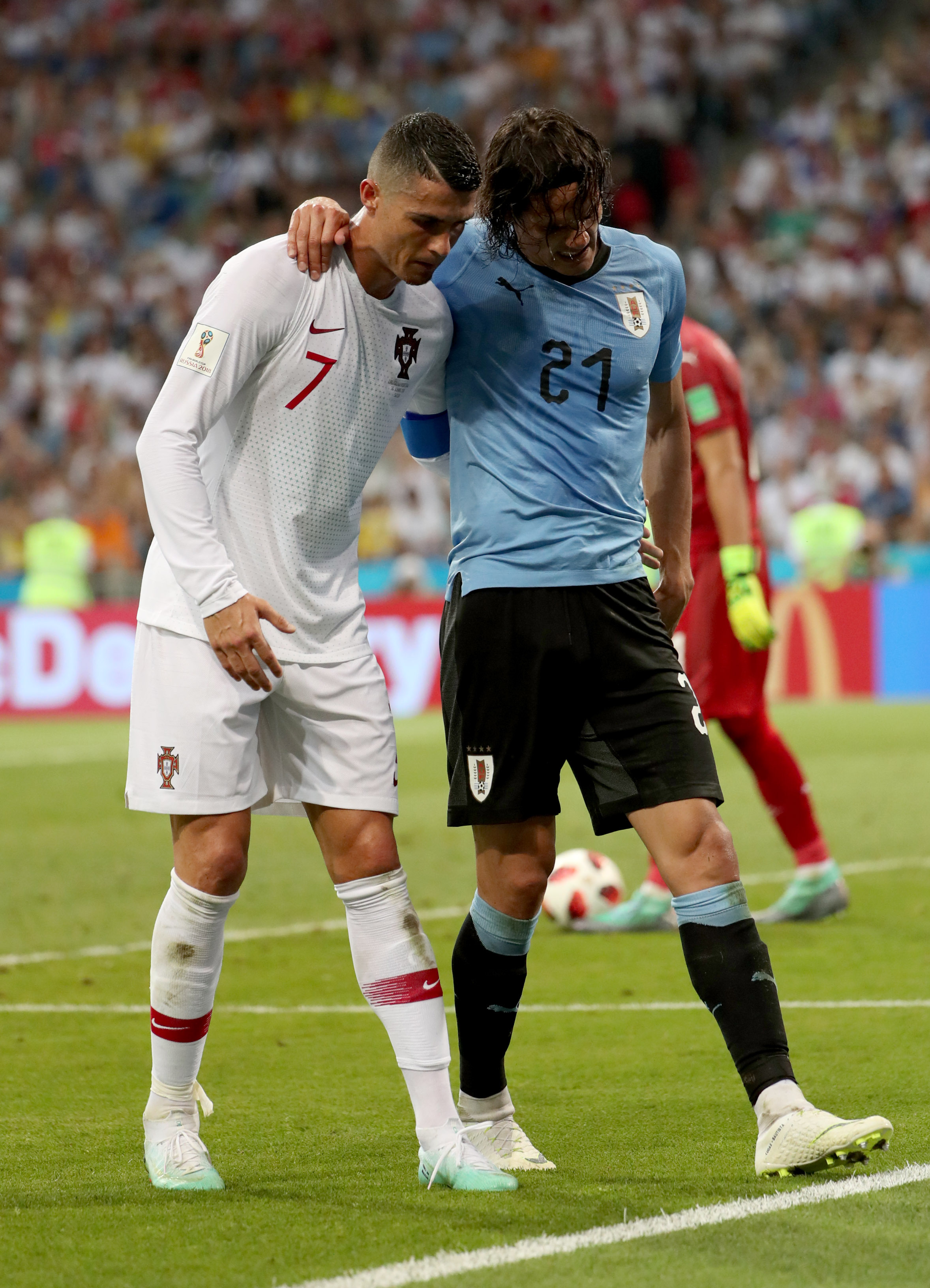 精彩瞬间回顾，球星独特表现吸引观众目光的简单介绍