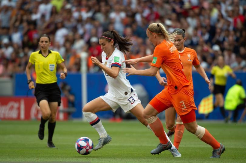 意大利女队实力碾压法国队