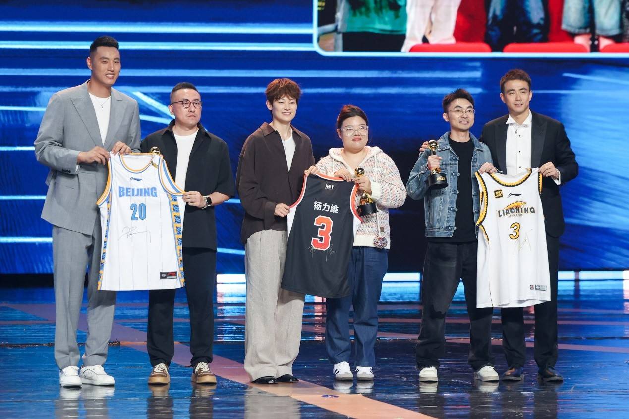 全明星周末盛事掀起篮球狂潮，吸引球迷热情参与的简单介绍