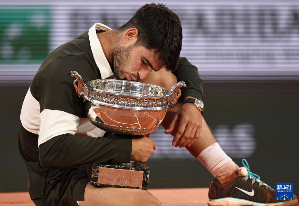 包含法网绝杀蒙特卡洛大师赛，辛纳关键制胜的词条