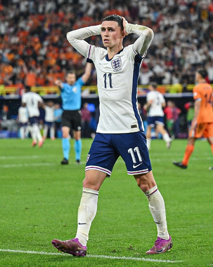 关于中国翻盘法国，福登状态火热的信息