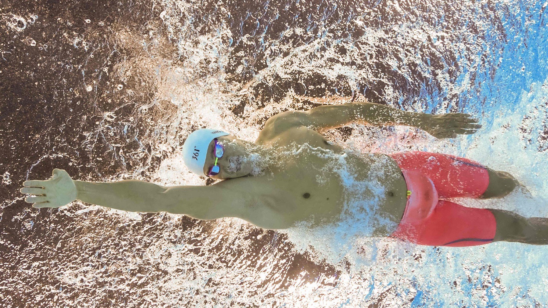 伊萨克,从华沙到加的夫,一场定义唯一性的90分钟