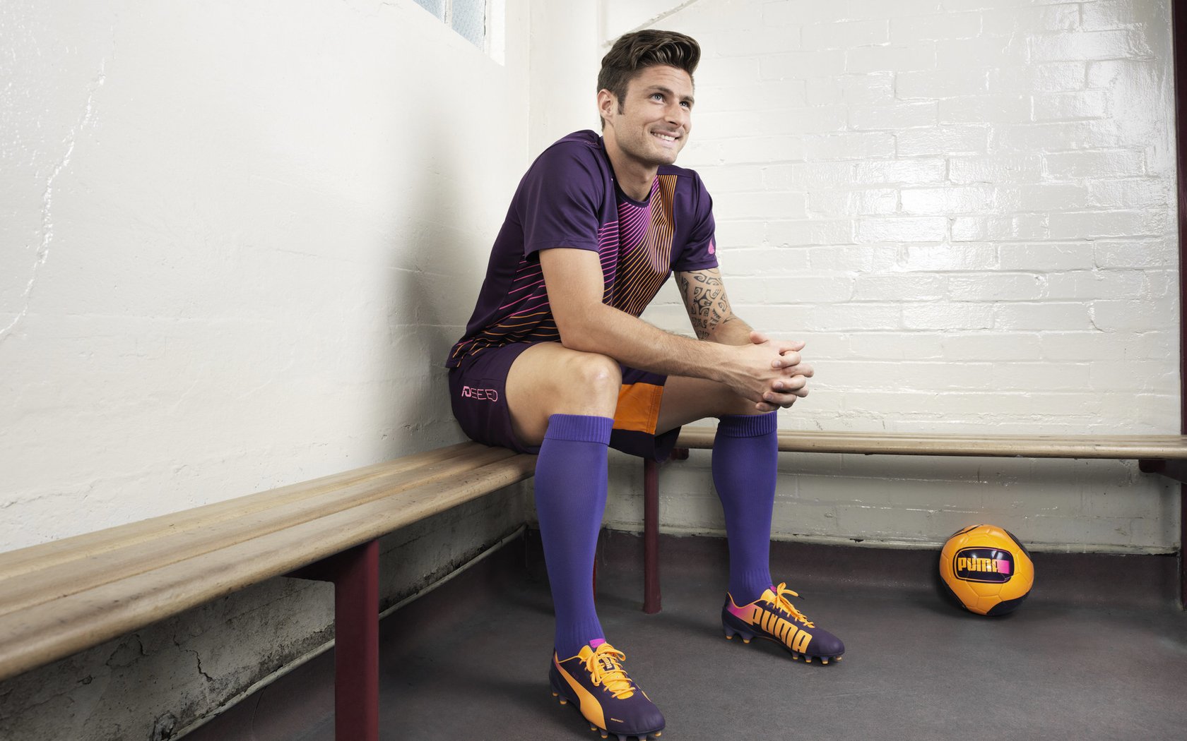 绿茵场上的双面叙事,中国击败土耳其的战术启示与格列兹曼的焦点战正名